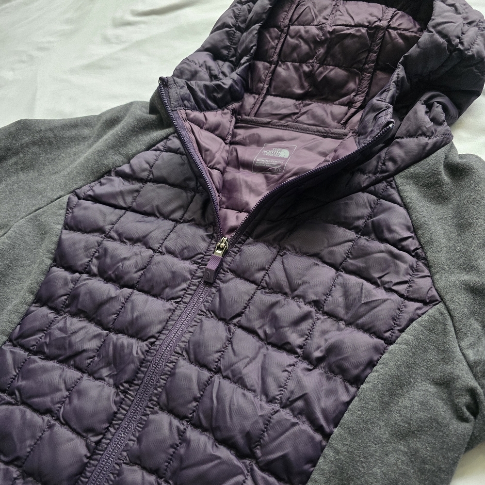 The North Face Purple ThermoBall Hooded Jacket Women Small
